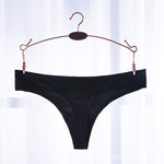 Seamless Low-Rise Thong Underwear with Cotton Lining One-Piece Design